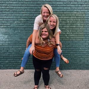 Meet your Posher, Aimee